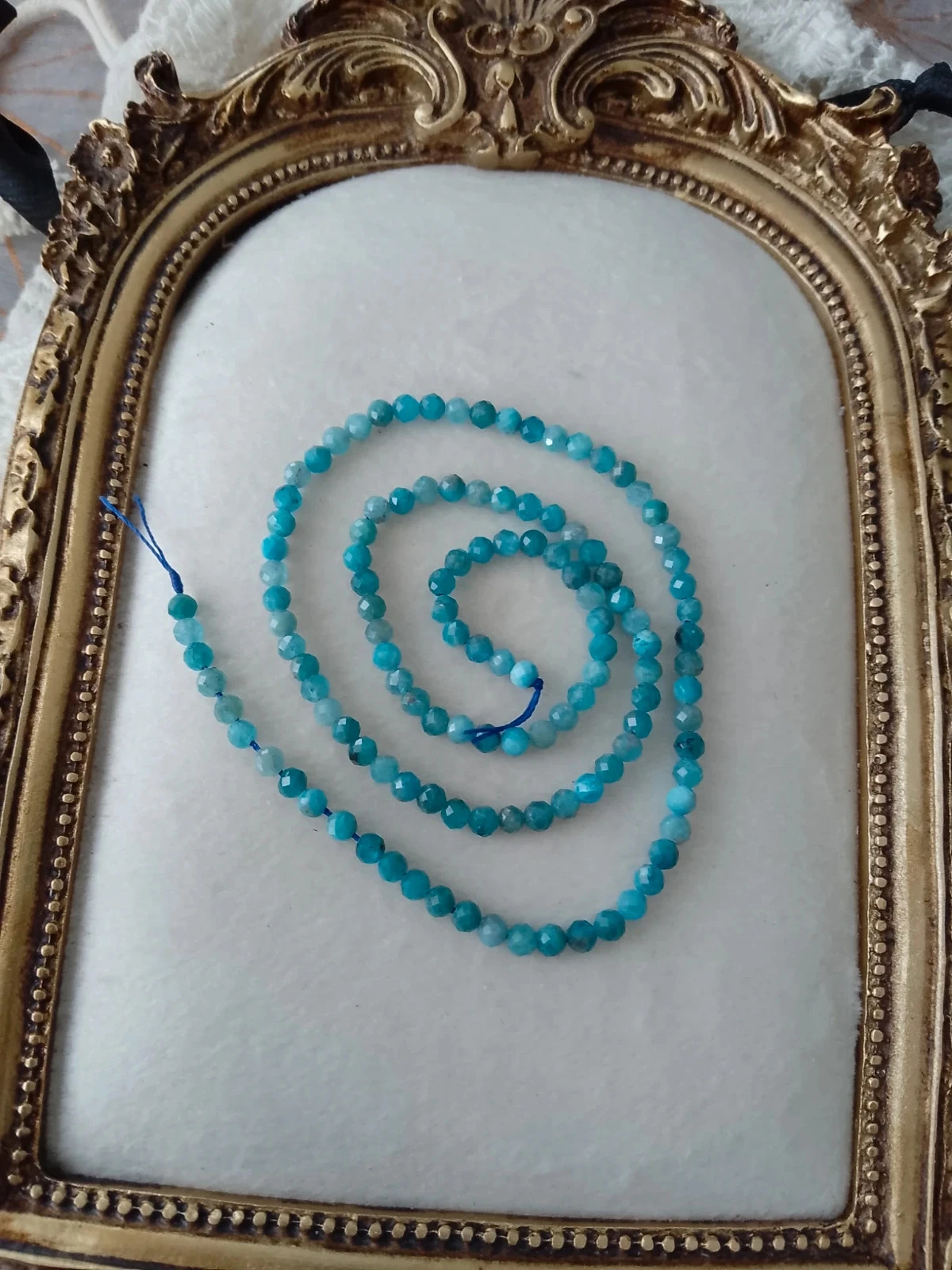 Lot de Perles d'apatite, pierres naturelles à facettes